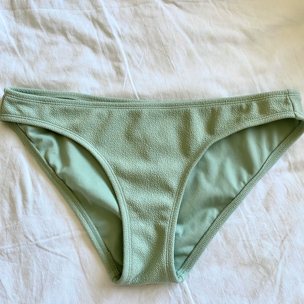 NWOT Xhilaration bikini bottoms